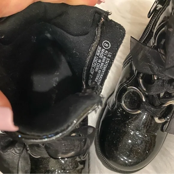 Beautiful boots - Picture 5 of 6